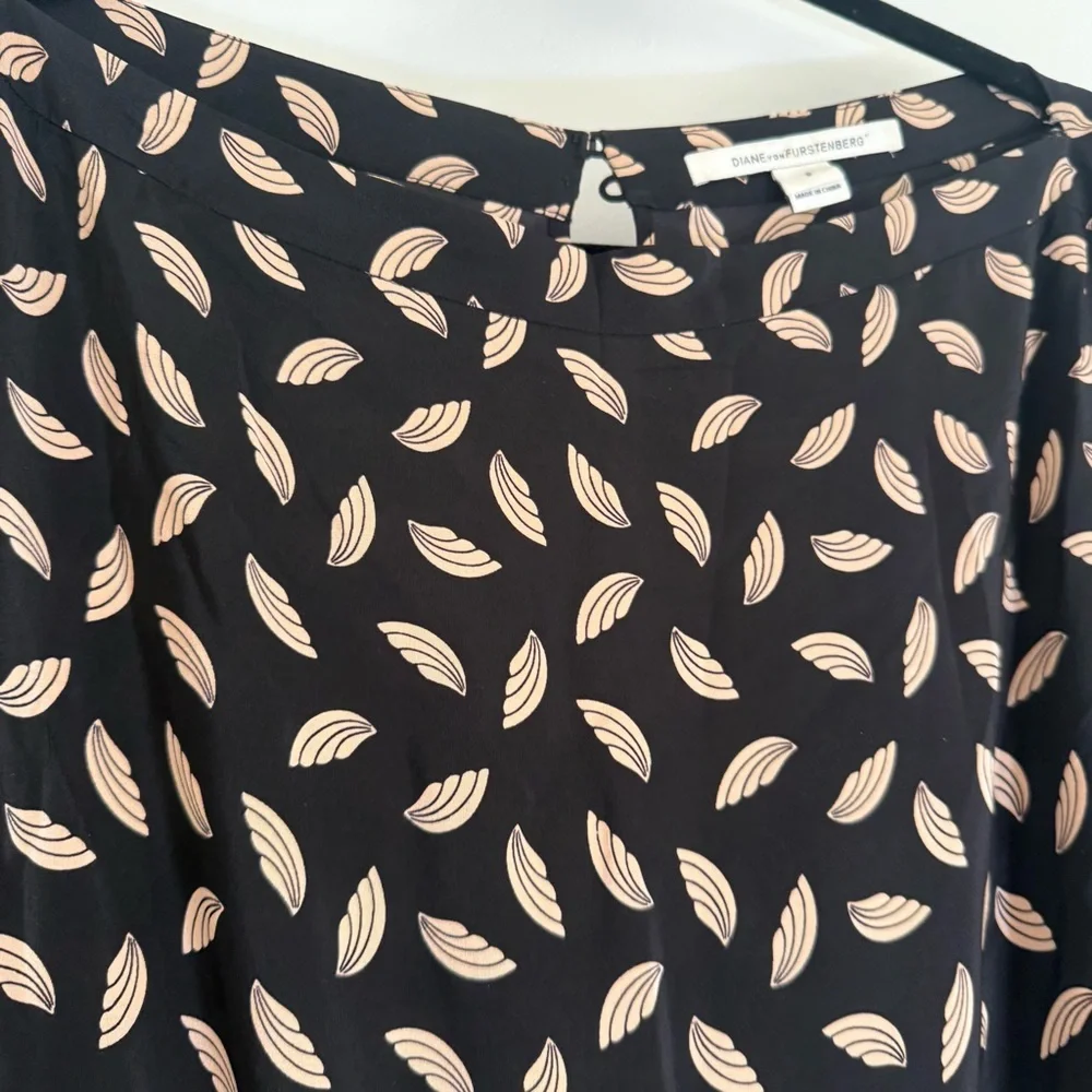 Diane Von Furstenburg 100% Silk Lucy Printed Black Jumpsuit 8 Selena Gomez Y2K